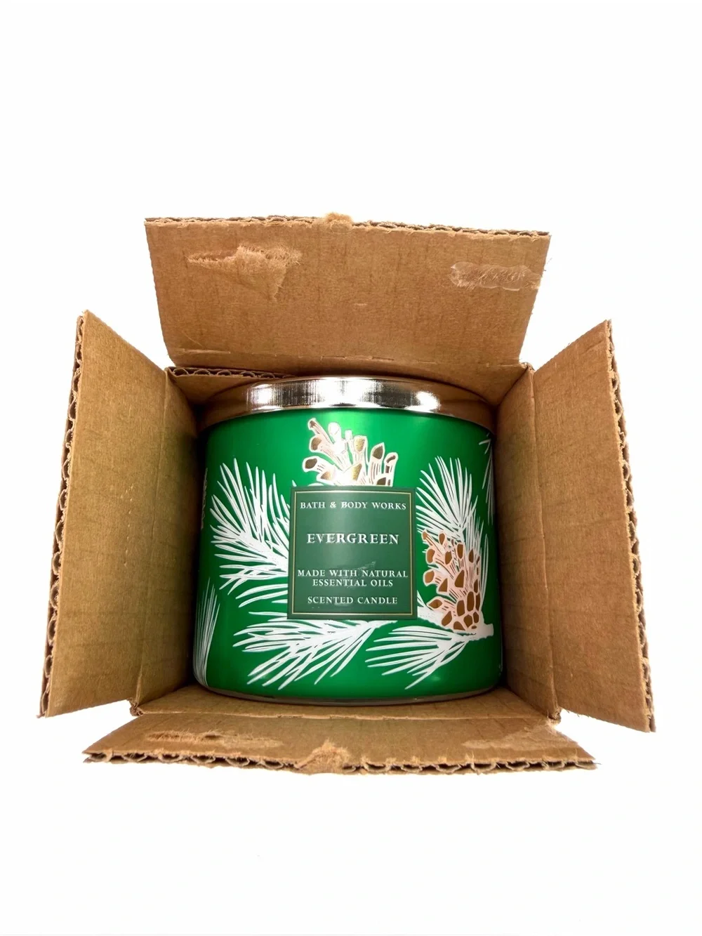 Bath & Body Works Green Evergreen 3-Wick 14.5 oz Candle - Picture 5 of 6